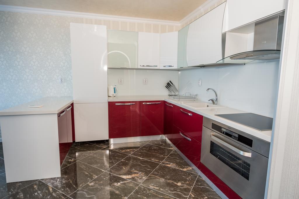 Deluxe Apartments Gallery 2 ซันนีบีช ภายนอก รูปภาพ