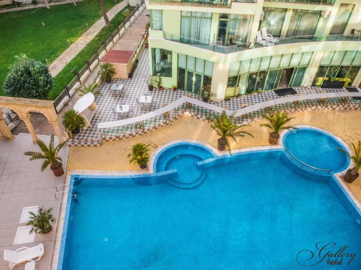 Deluxe Apartments Gallery 2 ซันนีบีช ภายนอก รูปภาพ